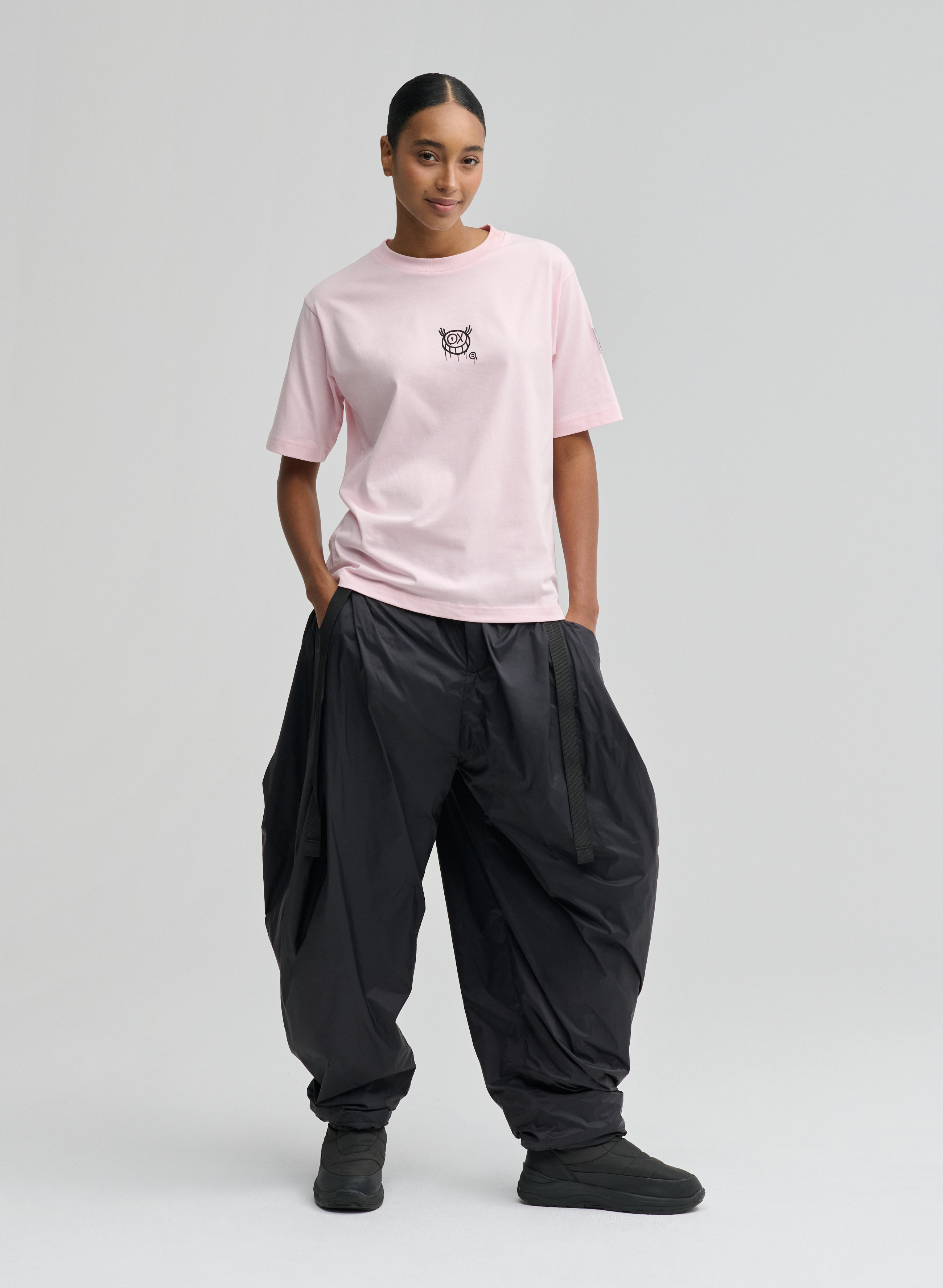 Omega - T-Shirt - Mr. André Dust Pink