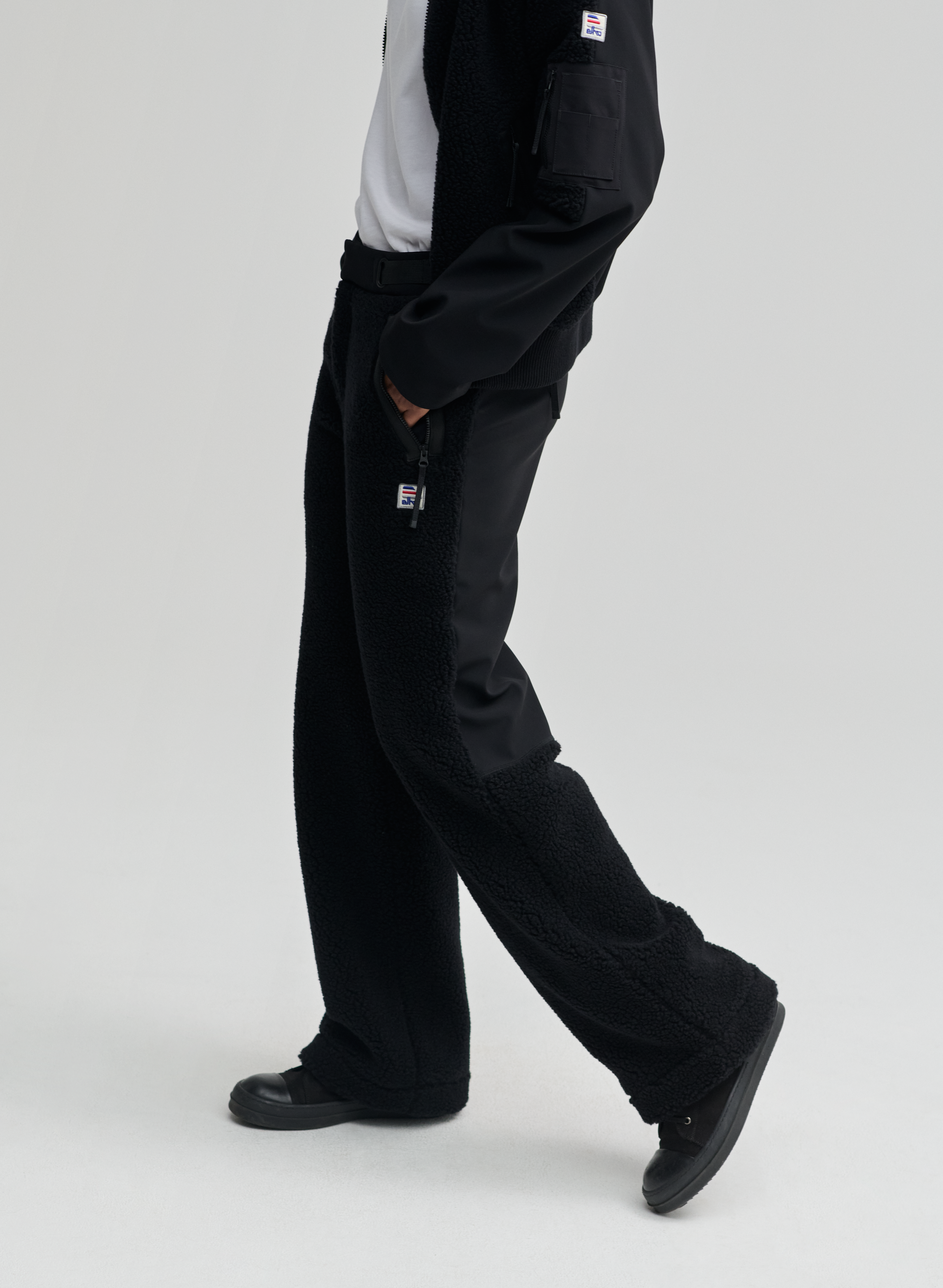 Satellite - Fleece Pants - Black