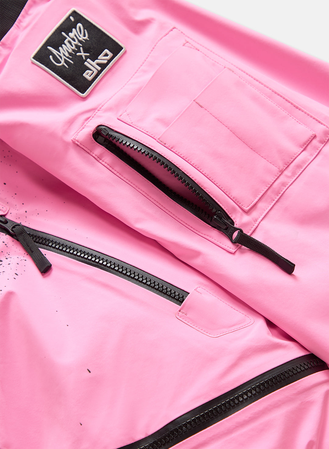 06/10 Phantom - Original Artwork by André - Size M